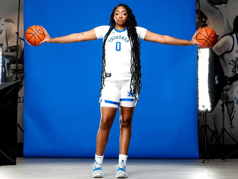 Kentucky Wildcats center and congenital heart defect survivor Tionna Herron. (Photo courtesy of University of Kentucky Athletics)